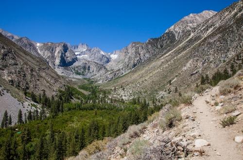 Hiking in Big Pine Canyon to Brainerd Lake, Sierra Mountains California