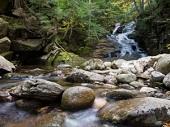 Waterfall_Hikes_of_New_Hampshire.thumb.j