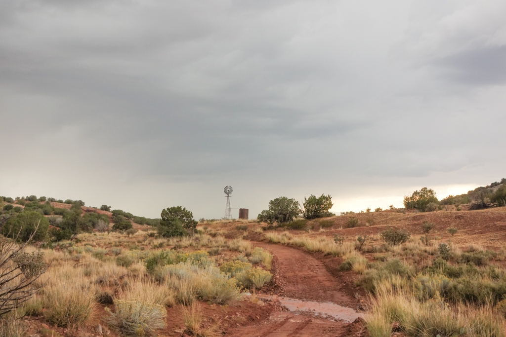 Dirt Road and Windmill - GET Hiking Route