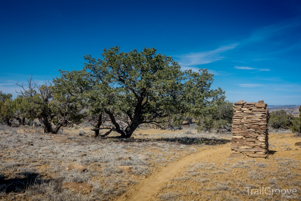 High Desert Trail has the most impressive cairns!