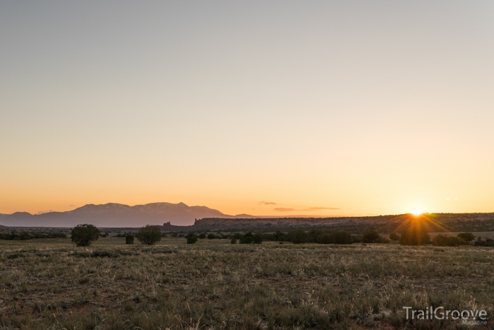 Using Your Hand to Tell Time to Sunset