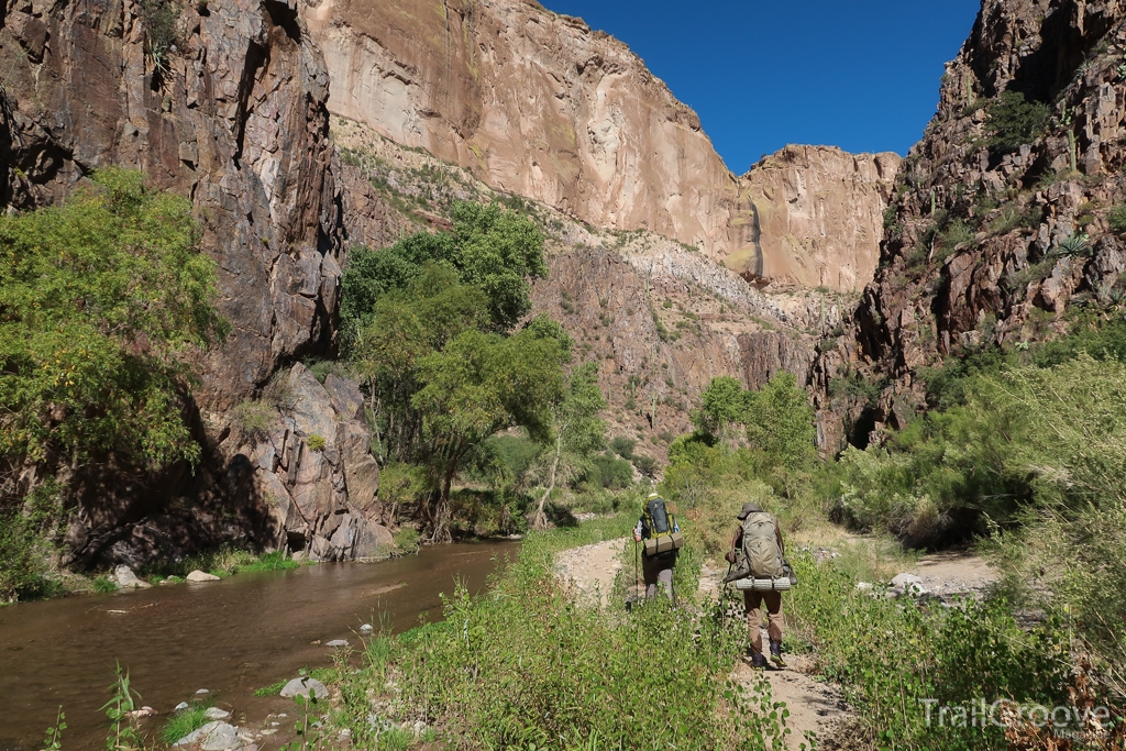 Hiking Through Aravaipa Canyon