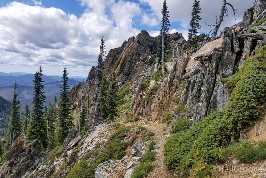 Route in Between - a Hiking Route from Mexico to Canada