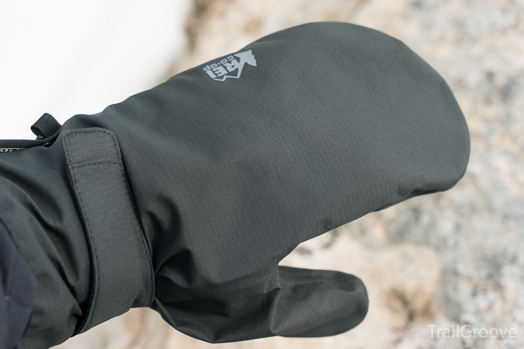 Size Large REI Co-op Minimalist Waterproof Rain Mitts