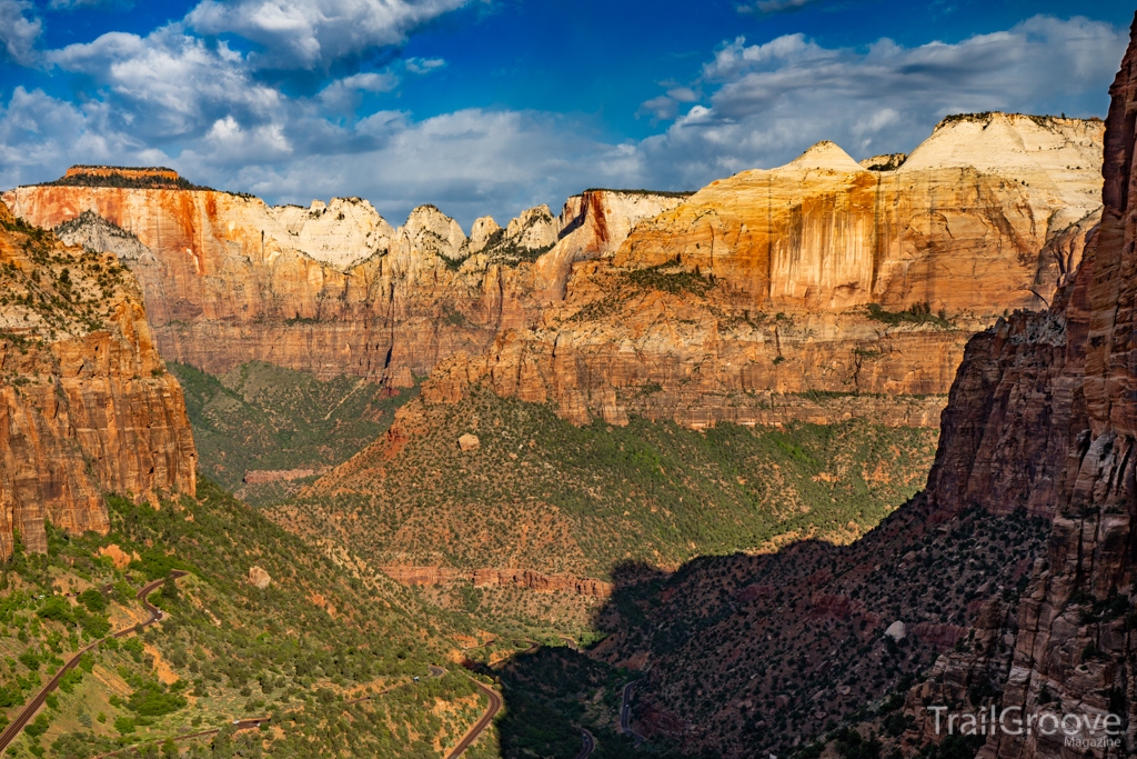 The Canyon Overlook Trail in Zion View