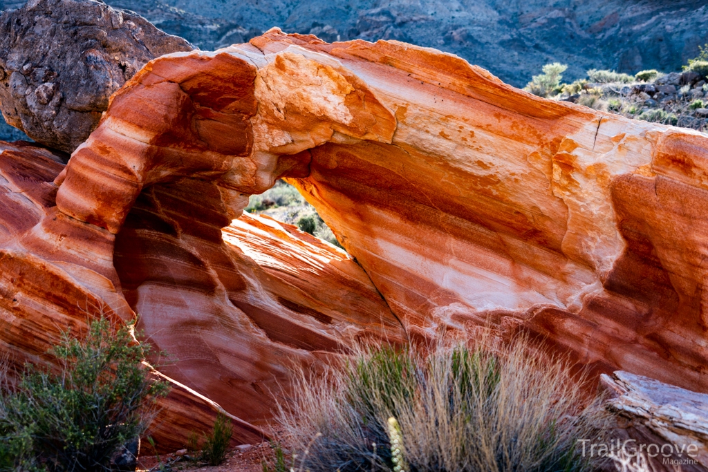 Spectacular Arch and Colors of Buffington Pockets